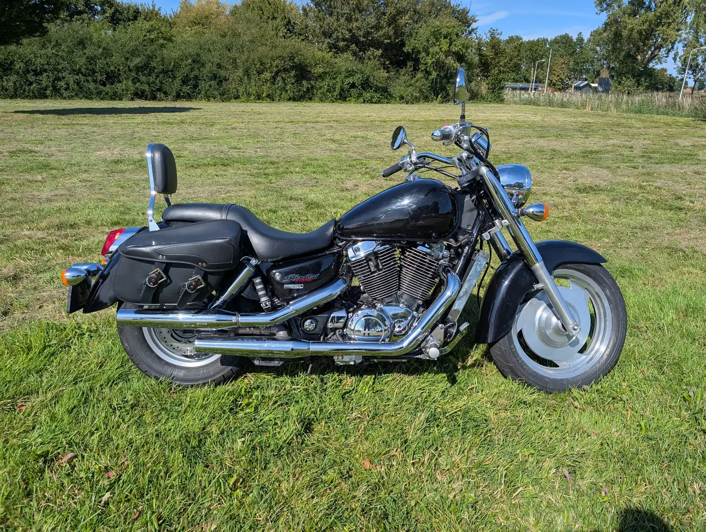 Honda VT 1100 C2 Sabre Zwart - 1