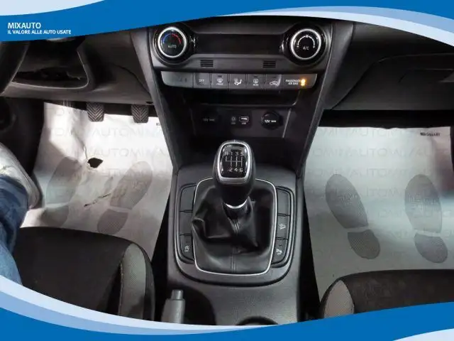 Hyundai Kona view 7