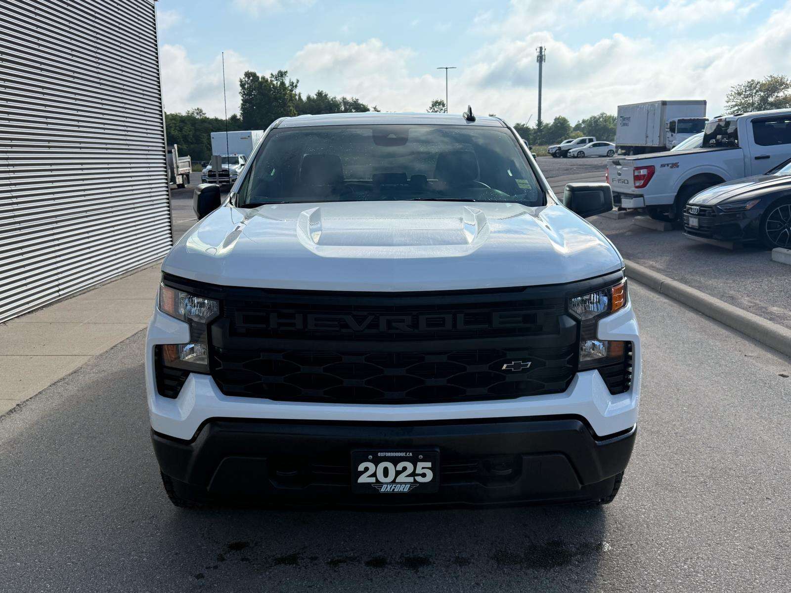 2025 Chevrolet Silverado 1500 Work Truck ONE OWNER, ACCIDENT FREE, APPLE CARPLAY — снимка 1