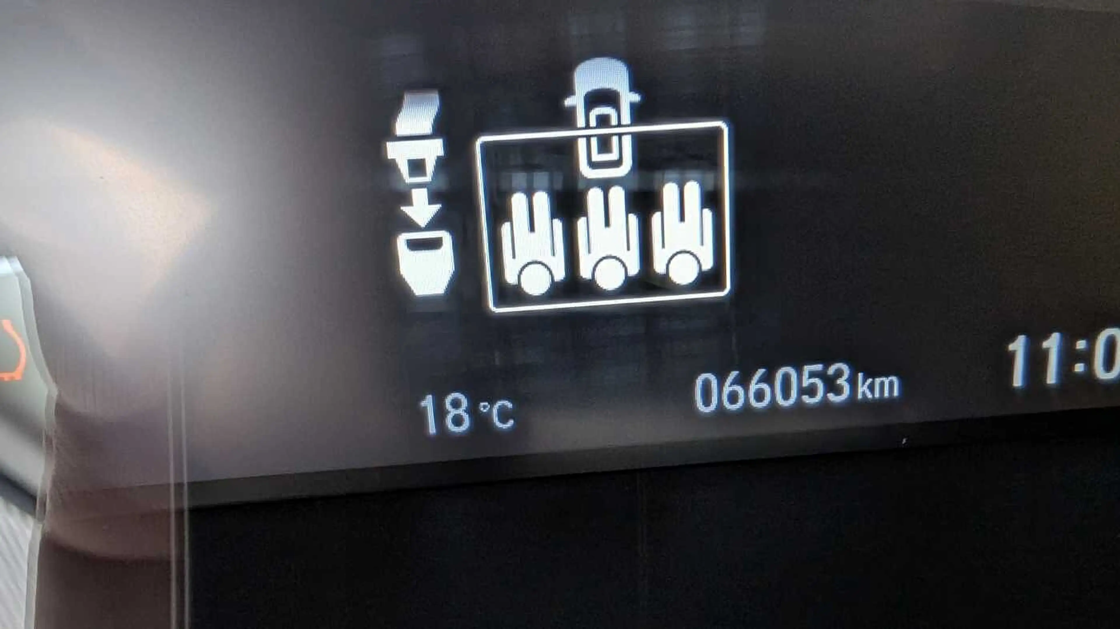 Honda CR-V Hybrid 2.0 i-MMD 2WD Elegance — photo 11