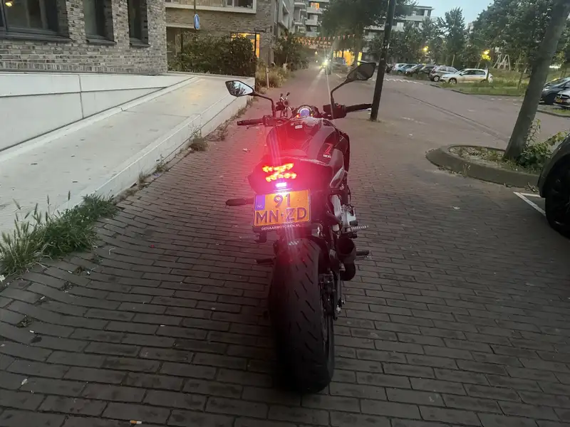 Kawasaki Z900 - foto 4