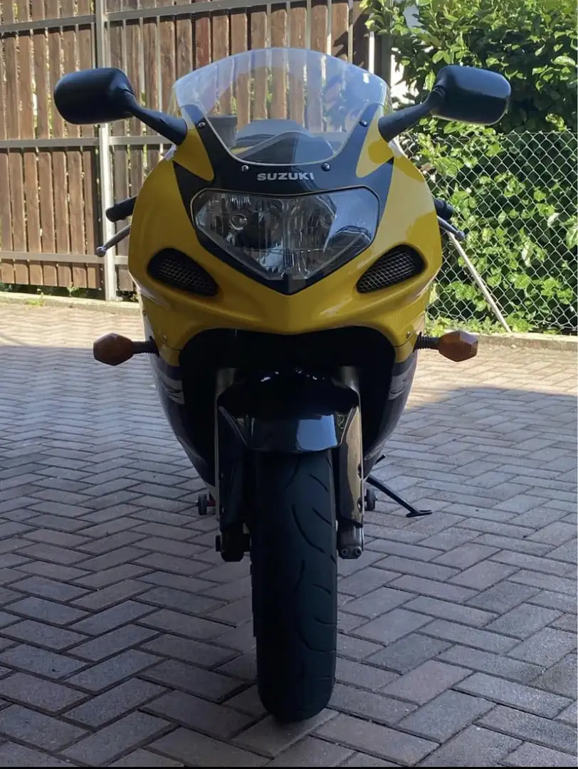 Suzuki GSX-R 600 - 1