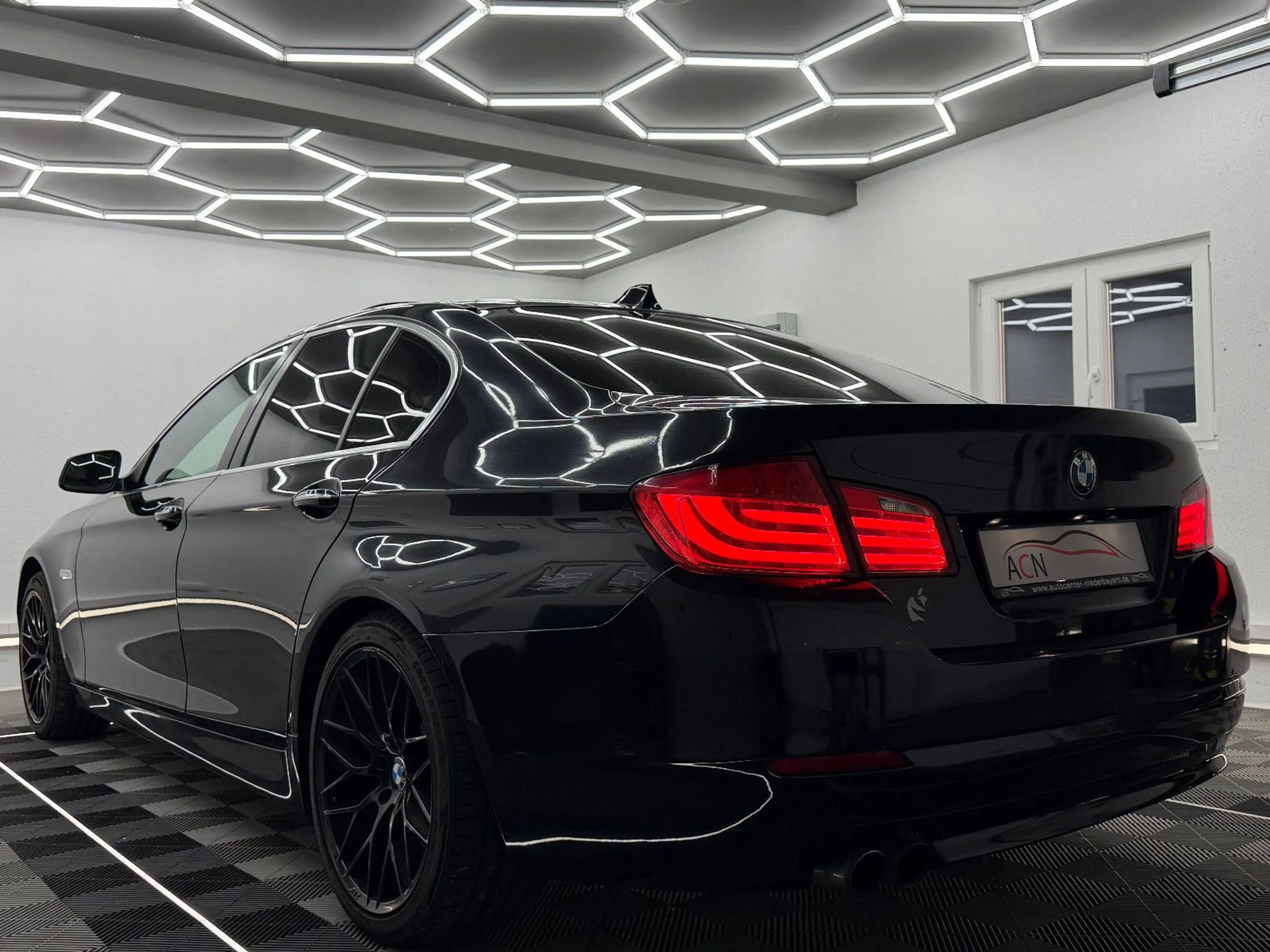 BMW 530 d Lim. Aut./eGSD/MEMORY/NAVI Prof/HuD/SZBLFT — photo 8