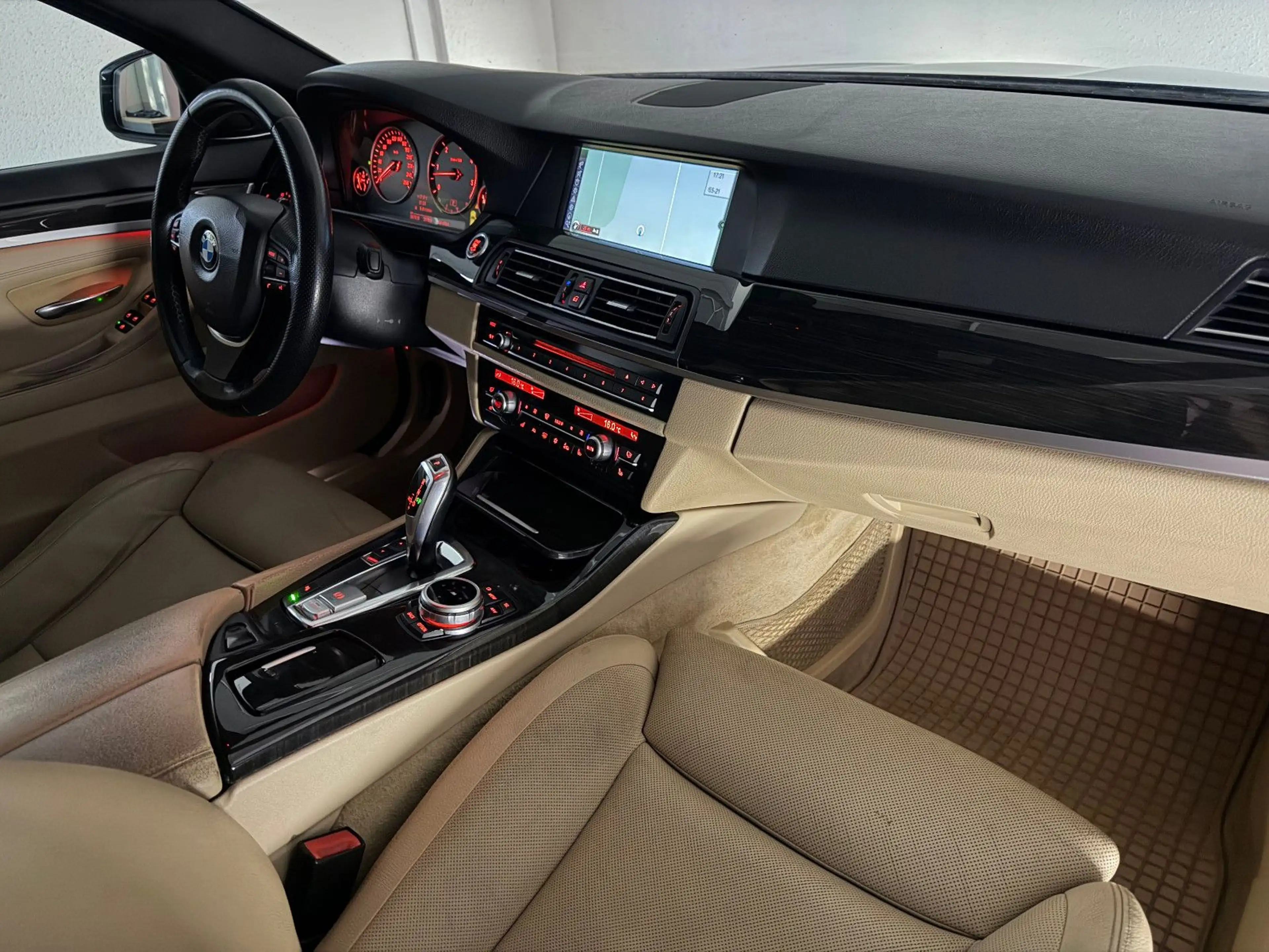 BMW 530 d Lim. Aut./eGSD/MEMORY/NAVI Prof/HuD/SZBLFT — photo 3