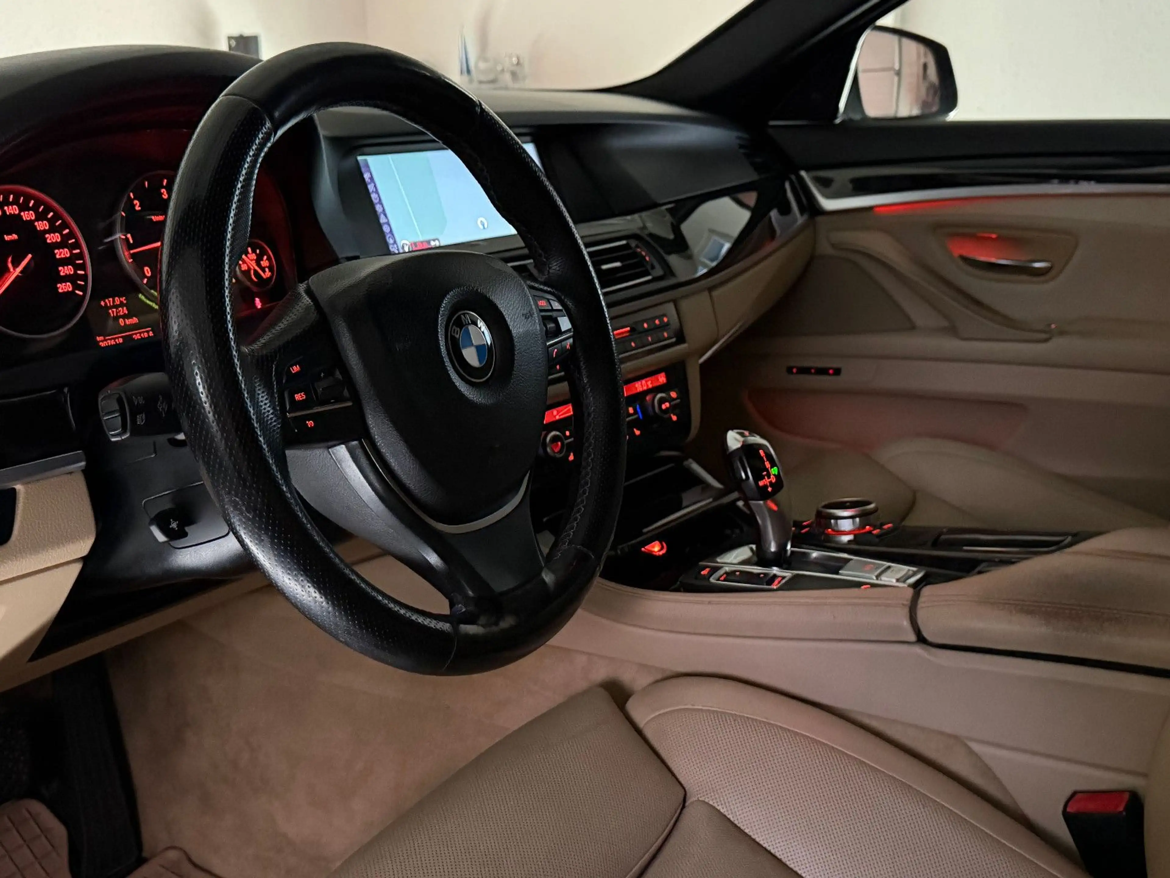BMW 530 d Lim. Aut./eGSD/MEMORY/NAVI Prof/HuD/SZBLFT — photo 13