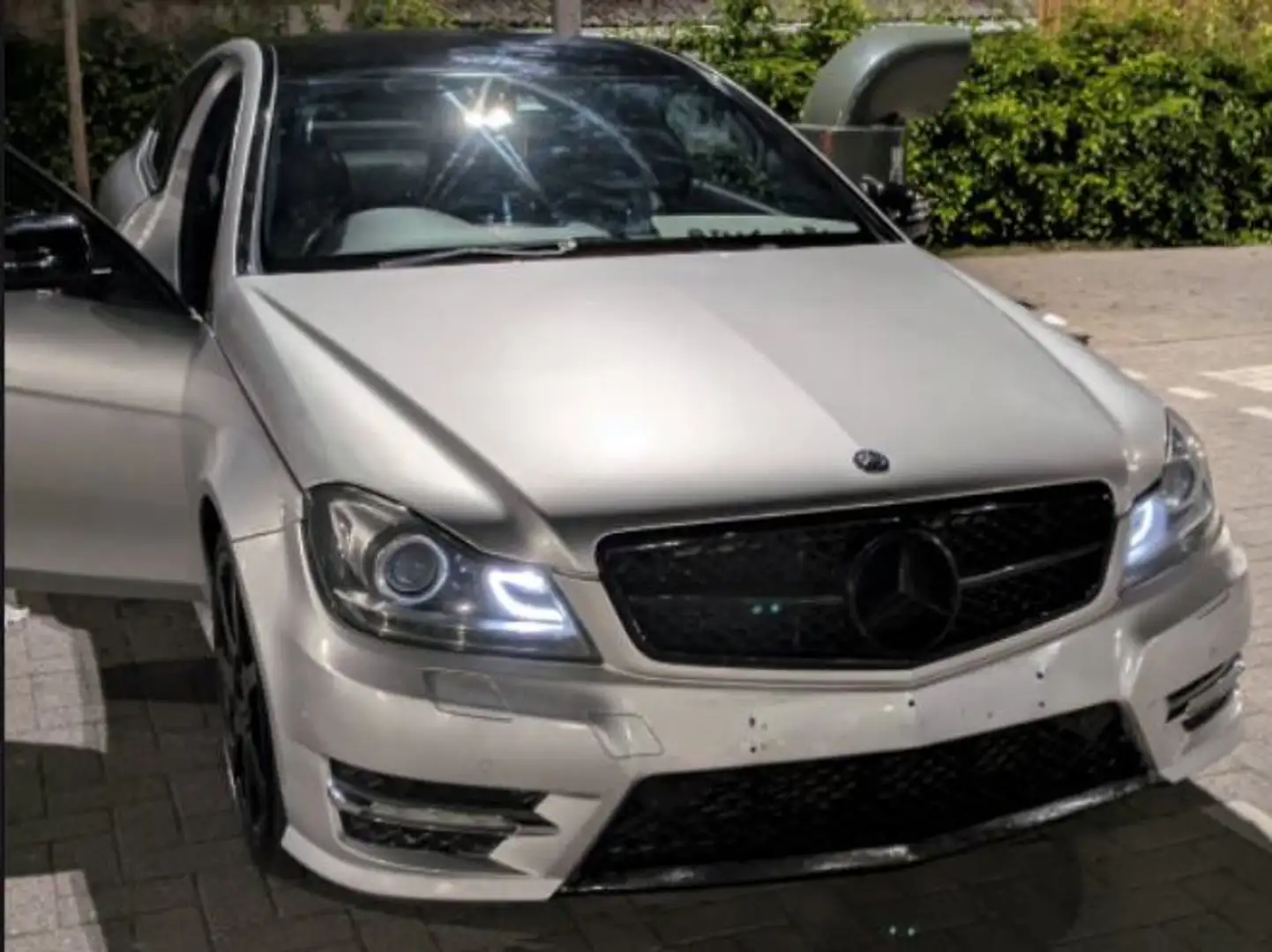 Mercedes-Benz C 220 C 220 CDI DPF Coupe (BlueEFFICIENCY) 7G-TRONIC - 1