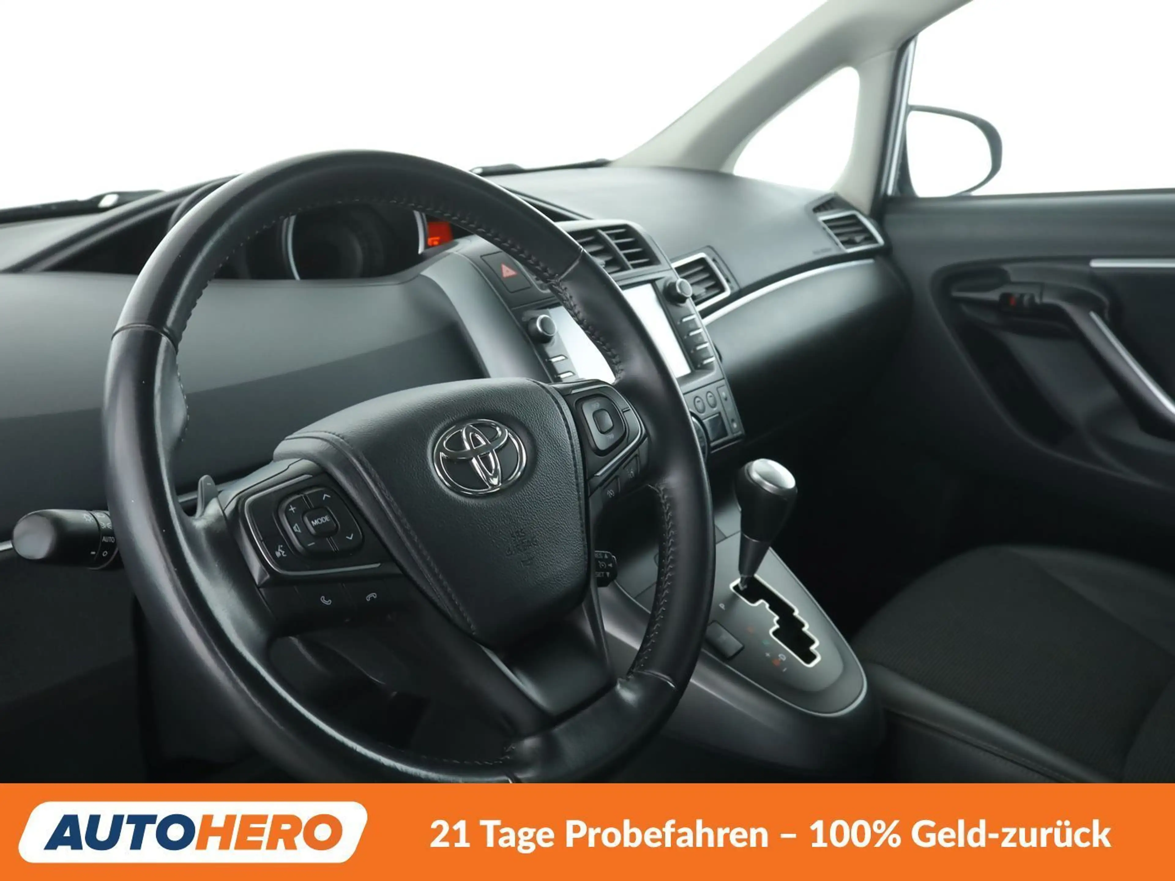 Toyota Verso 1.8 Executive Aut.*NAV*TEMP*CAM*PDC*SHZ*AHK*ALU* — photo 11