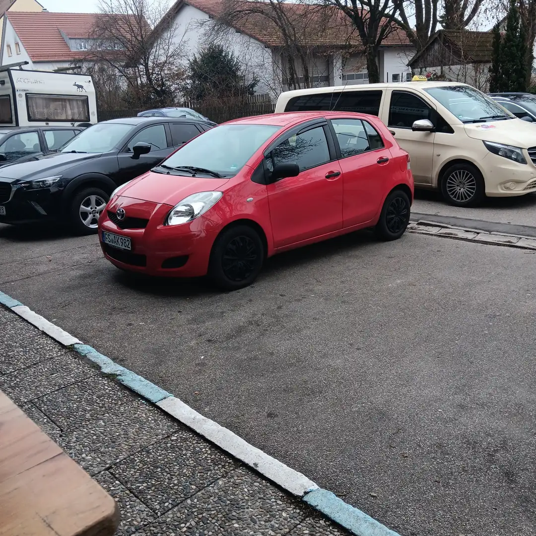 Toyota Yaris 1.4 D-4D Cool - 1