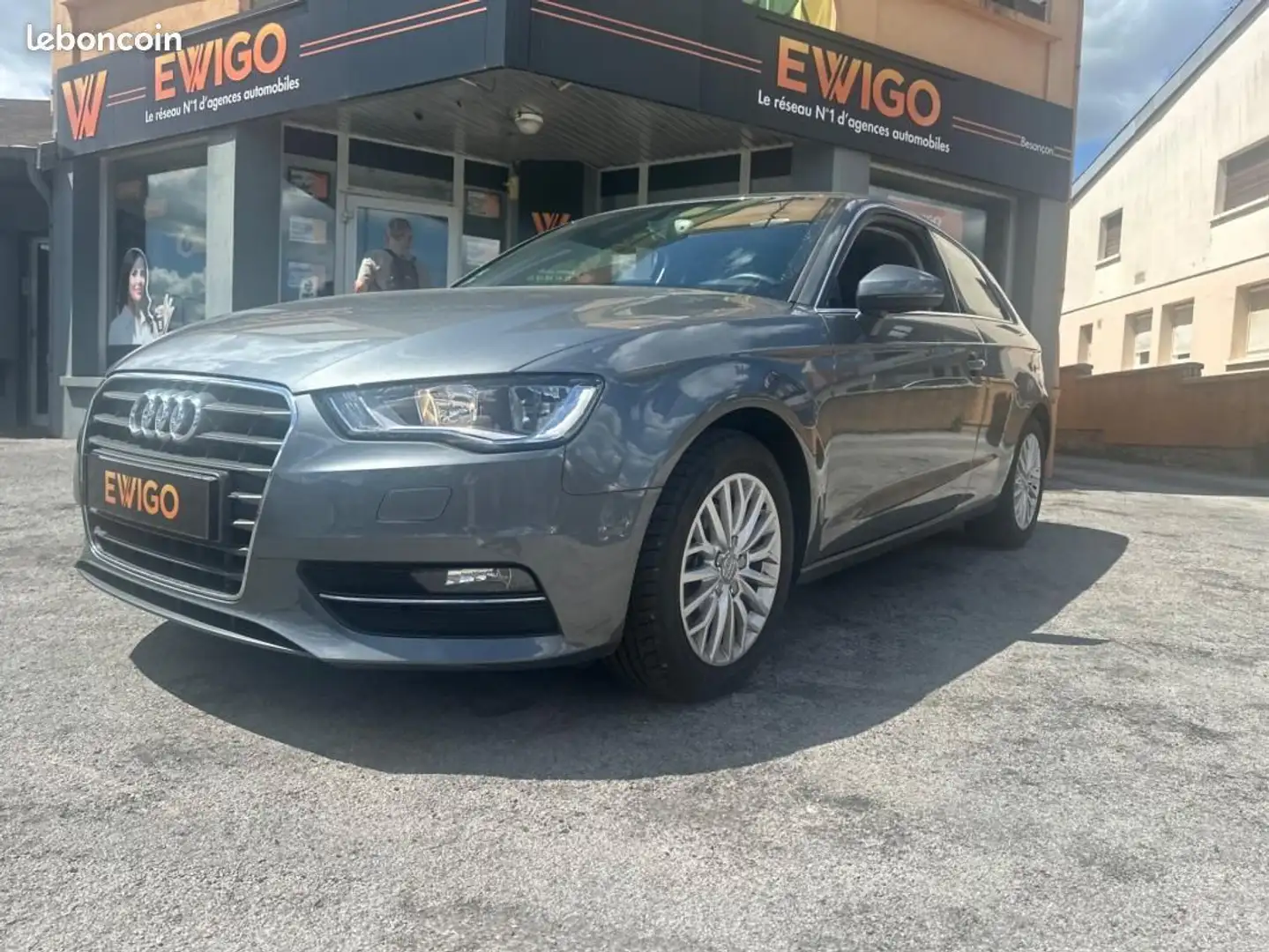 Audi A3 1.4 TFSI 125CH AMBIENTE START-STOP Gris - 1