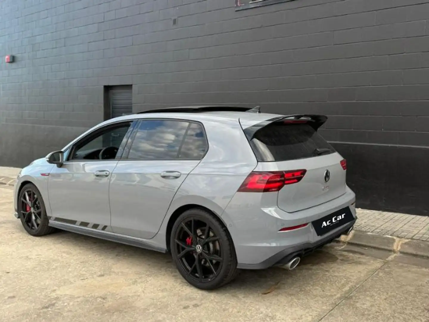Volkswagen Golf GTI 2.0 TSI Clubsport DSG 221kW Gris - 2