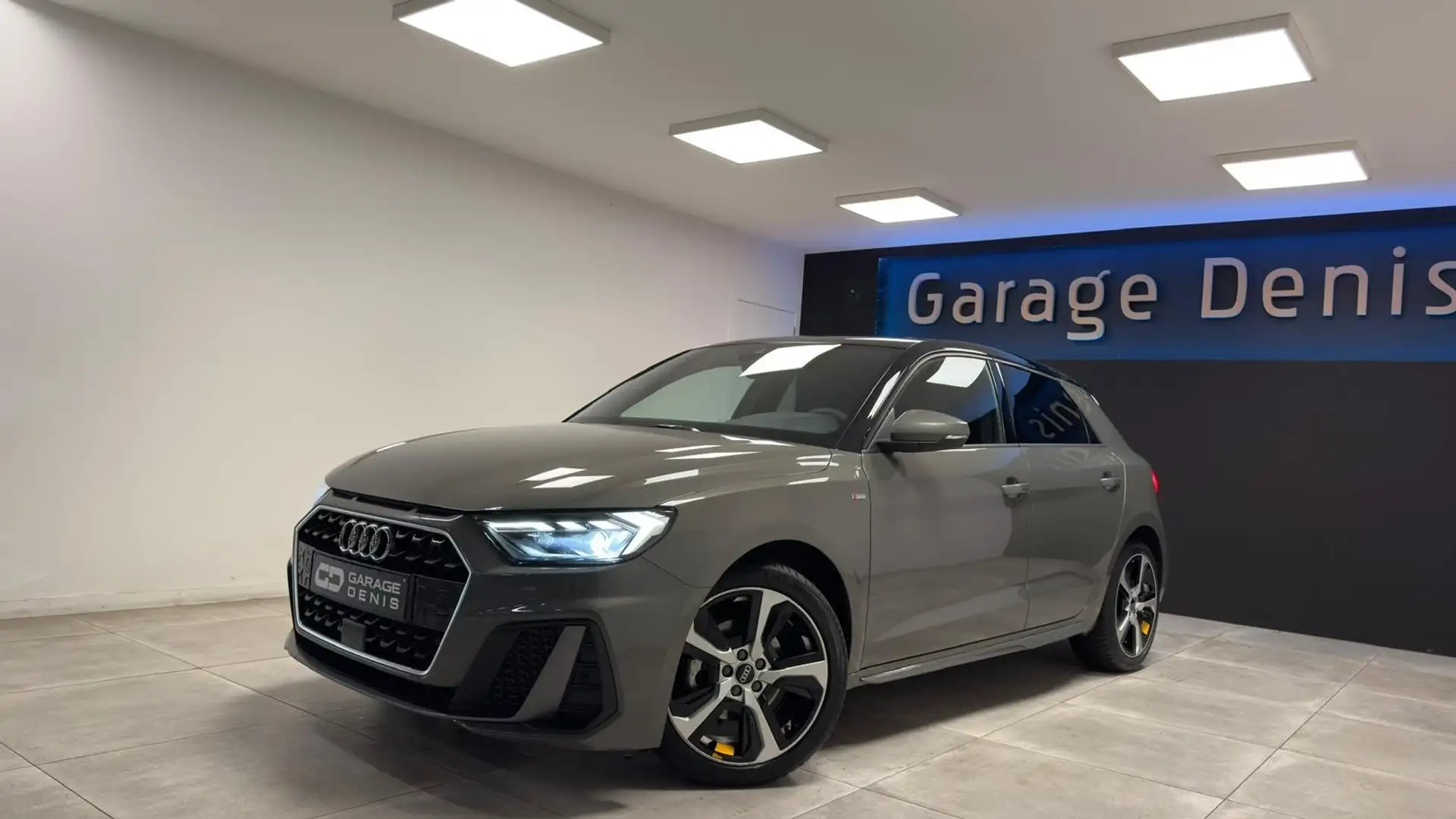 Audi A1 Sportback 30 TFSI Sline S tronic*GPS*LED*GARANTIE Gris - 1