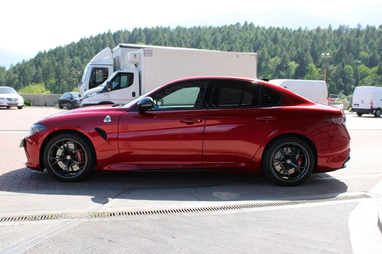 Alfa Romeo Giulia 2026 — фото 10
