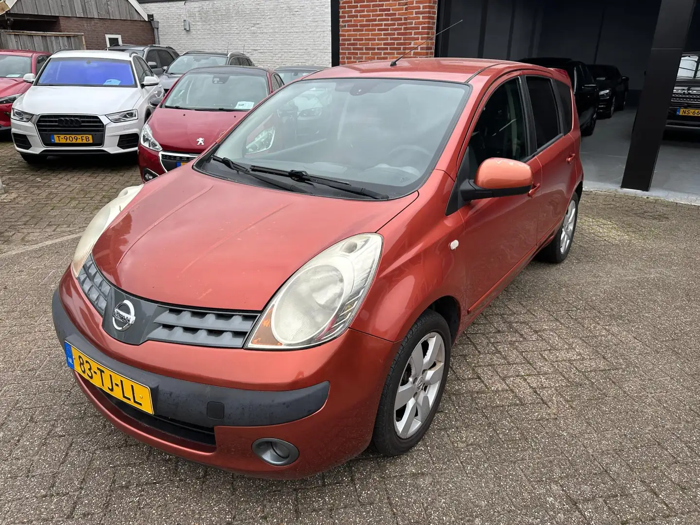 Nissan Note 1.4 First Note CLIMA-CRUISE-CENTRAAL Oranje - 2