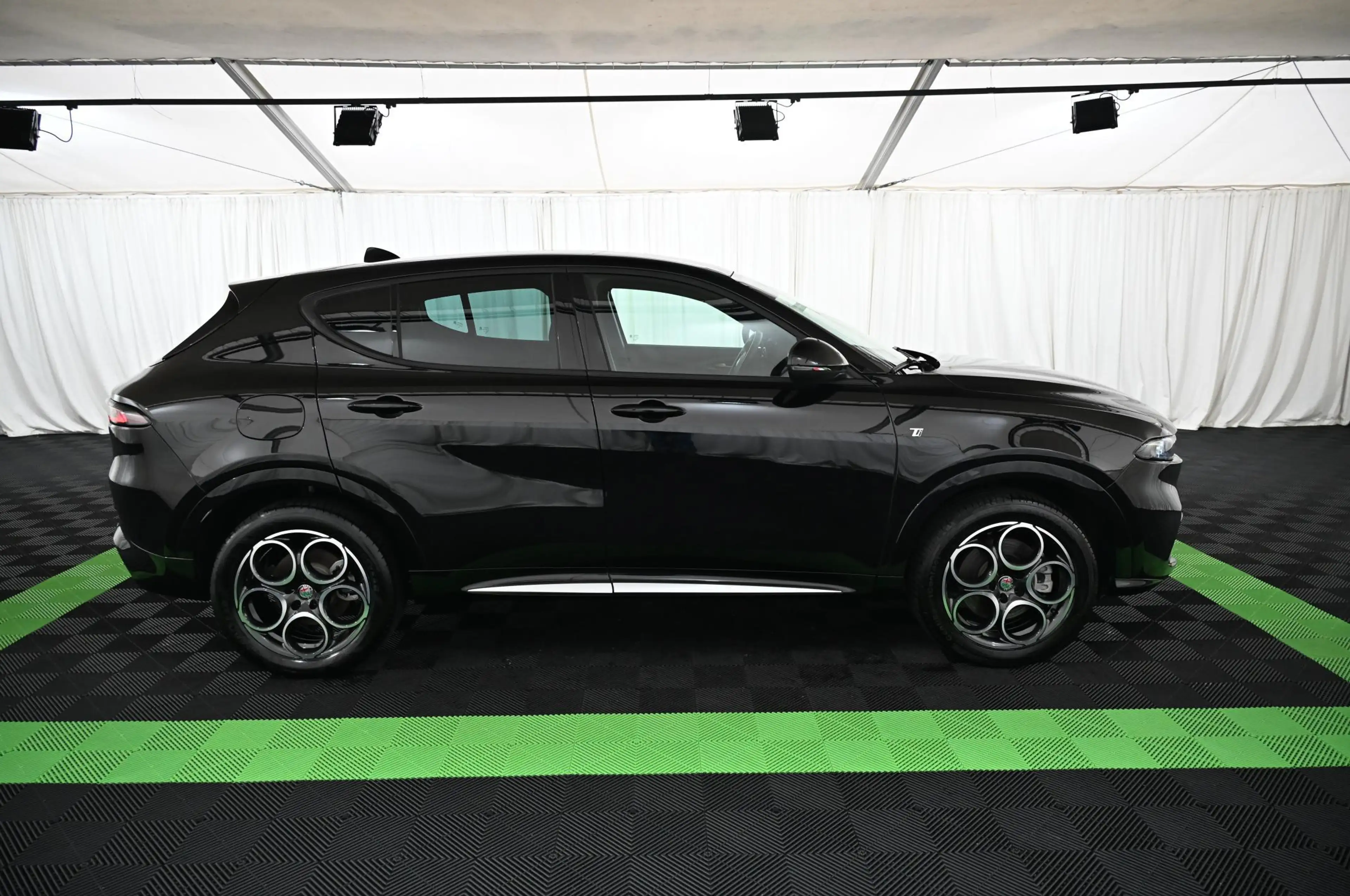 Alfa Romeo Tonale 1.3 PHEV 280 Q4 Ti LED/NAVI/ACC/KAMERA/18 — photo 8