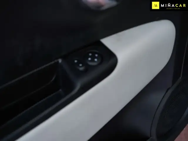 Fiat 500 view 21