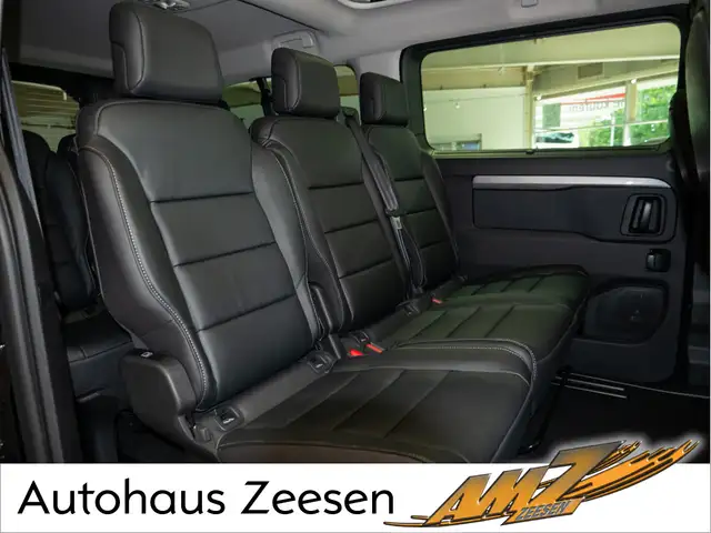 Citroen Spacetourer view 4