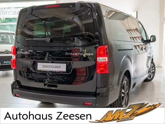 Citroen Spacetourer view 3