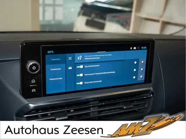 Citroen Spacetourer view 9