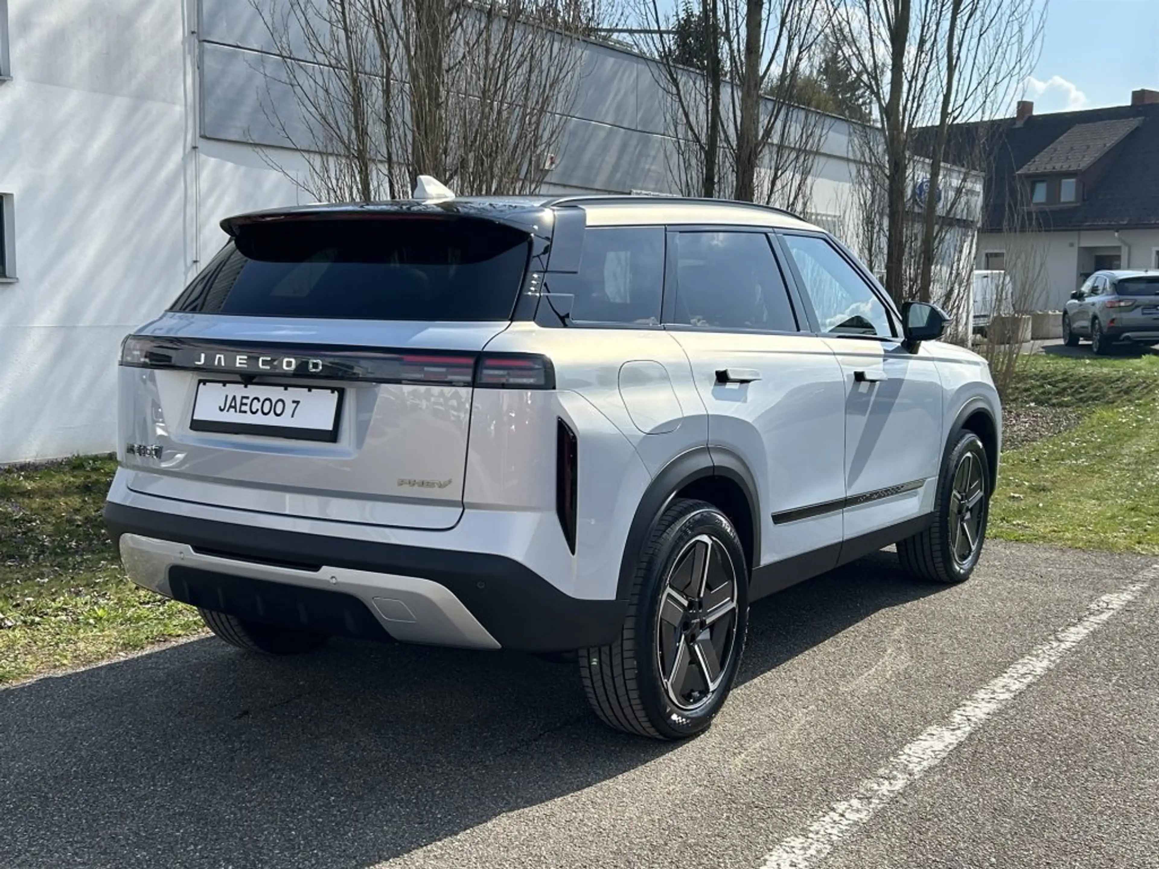 Jaecoo J7 7 PHEV Premium Moonlight Silber Metallic — photo 4
