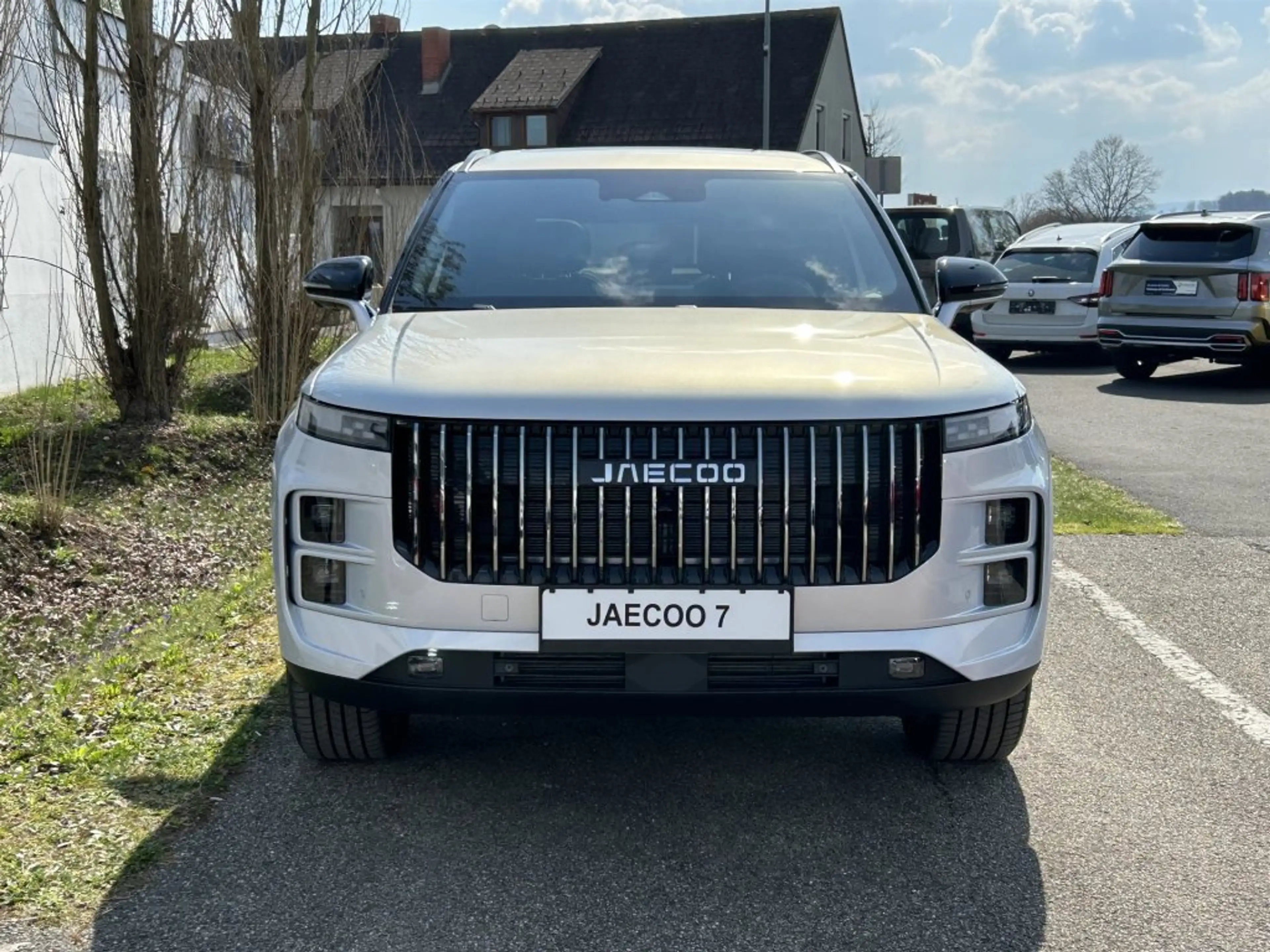 Jaecoo J7 7 PHEV Premium Moonlight Silber Metallic — photo 2