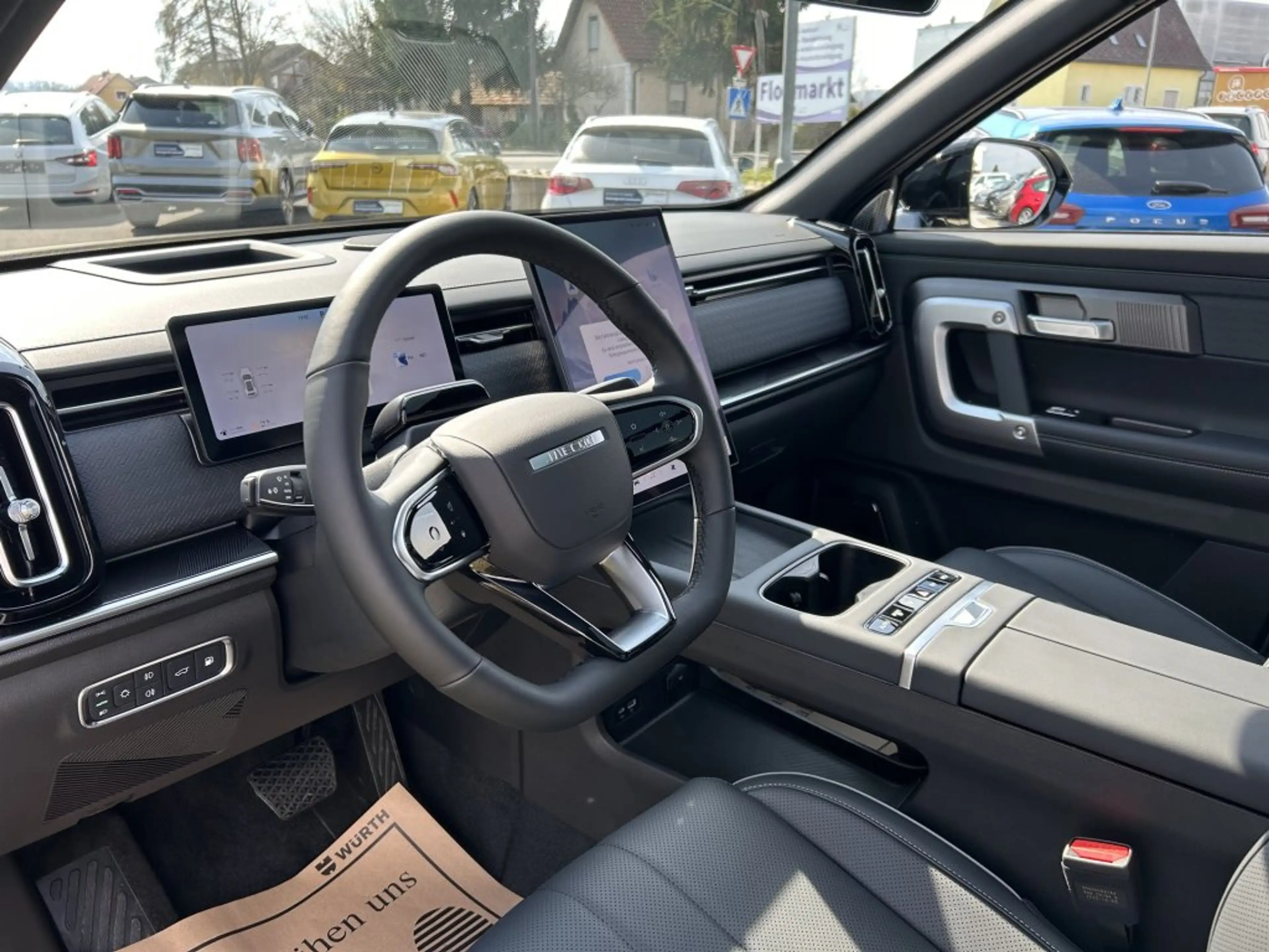 Jaecoo J7 7 PHEV Premium Moonlight Silber Metallic — photo 12