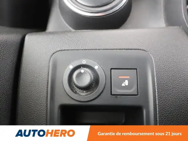 Dacia Duster view 29