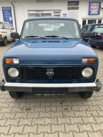 Lada Niva 1.7i Only