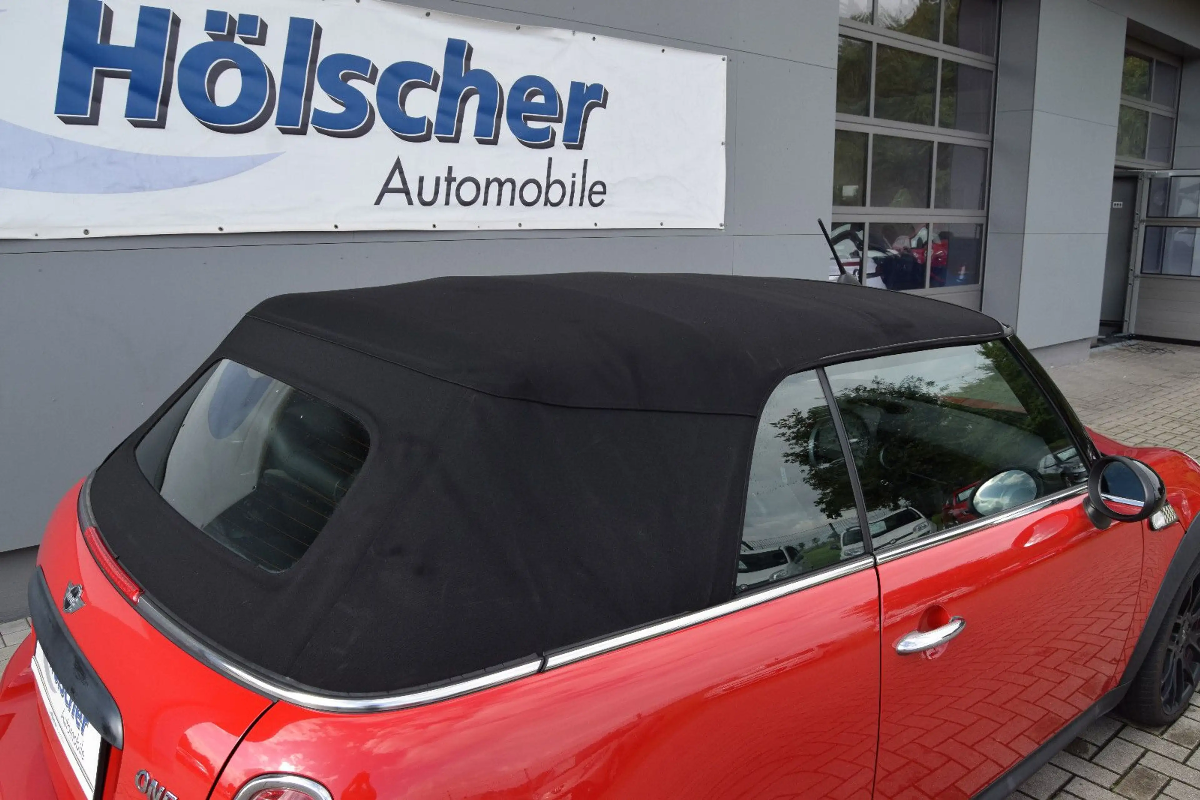 MINI One Cabrio Highgate — photo 6