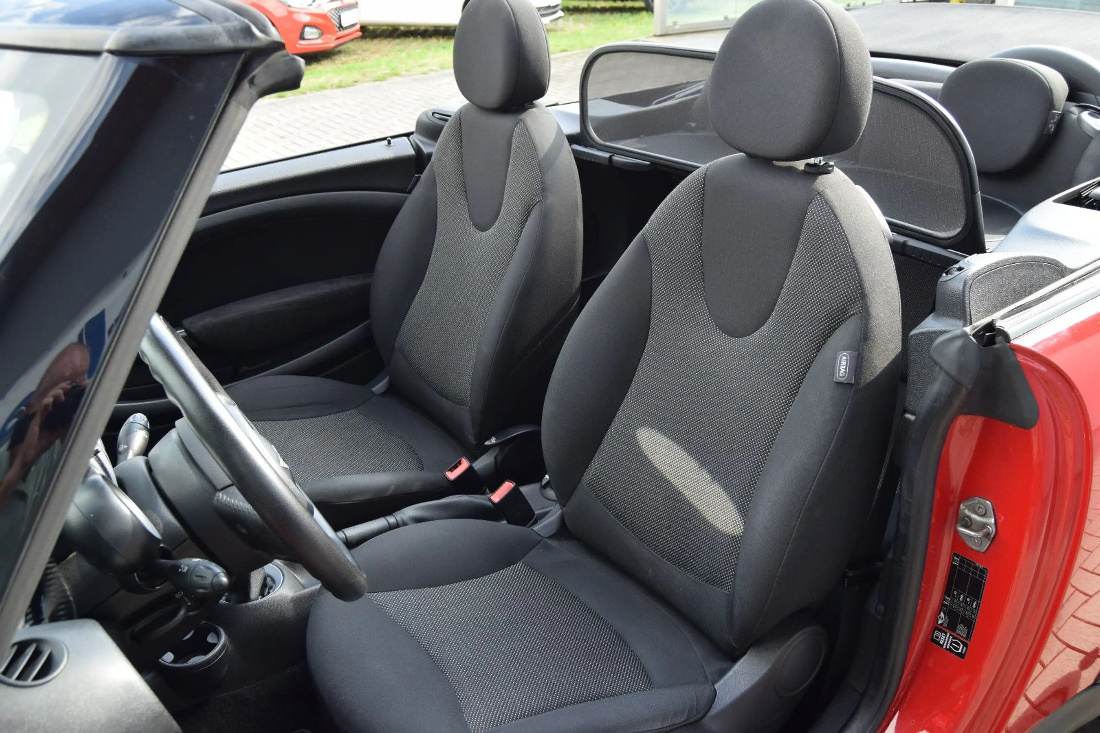 MINI One Cabrio Highgate — photo 11