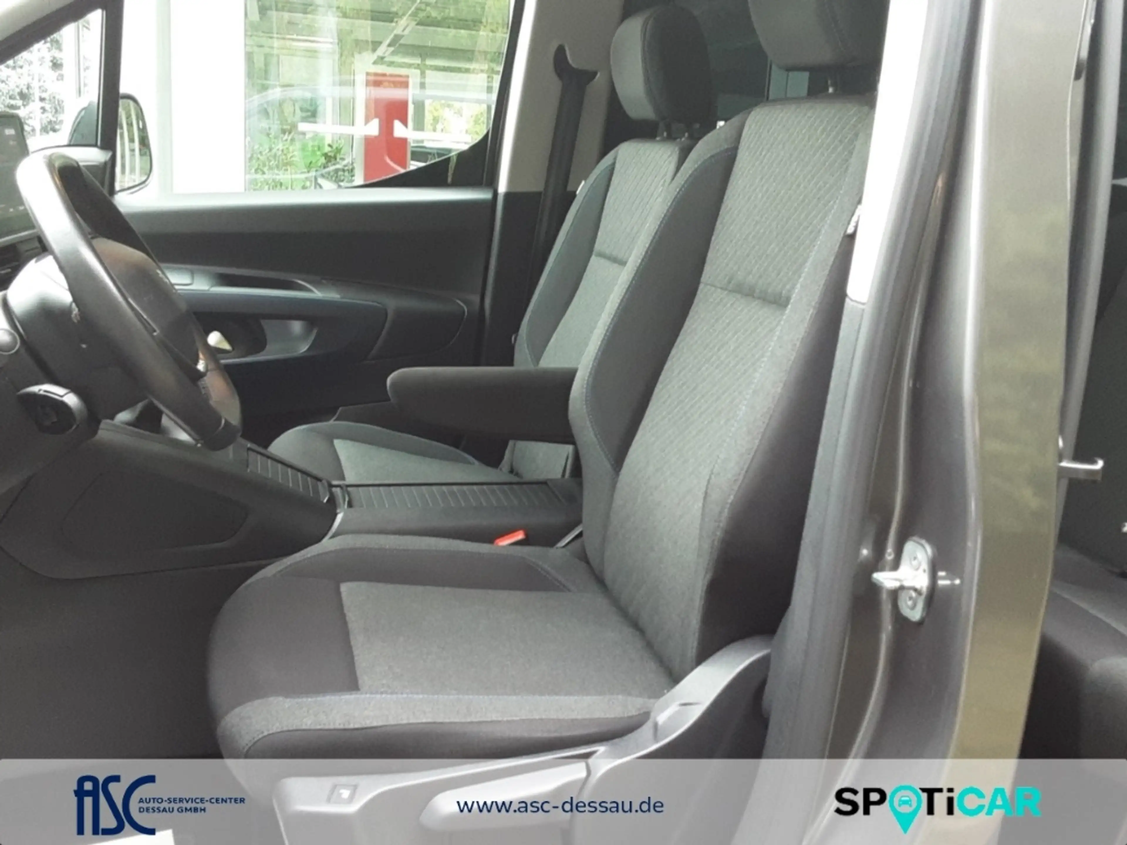 Peugeot Rifter ALL L1 PT 110 DAB,SHZ,CarPlay,AndroidAuto,2 Zonen — photo 11