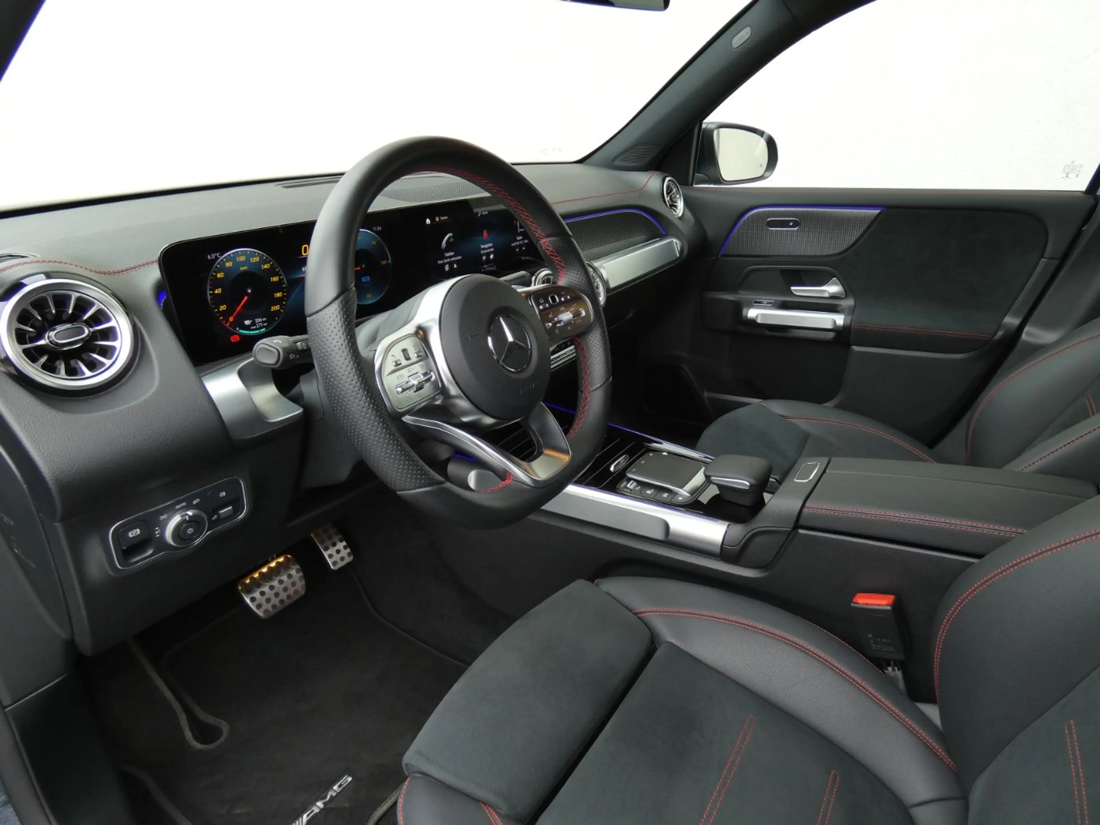Mercedes-Benz EQB 350 4M AMG Premium +KeyGo+Ambiente+SHZ — photo 15