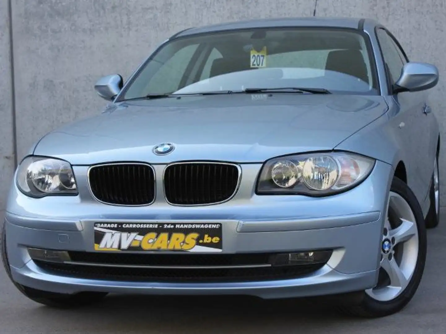BMW 116 116iA Blau - 1