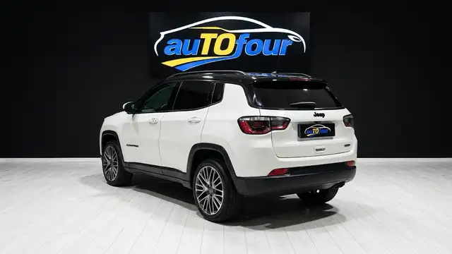 Jeep Compass view 6