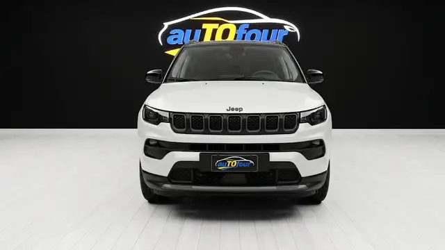 Jeep Compass view 2
