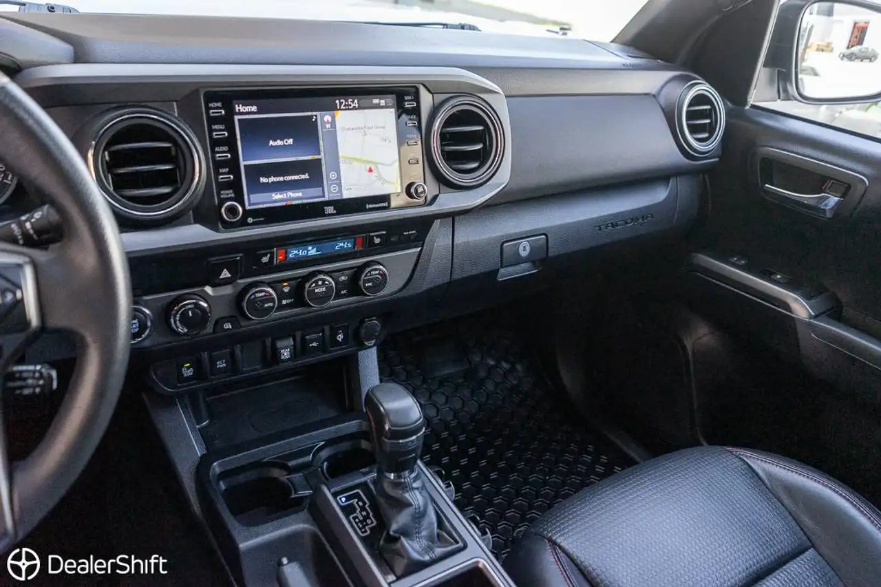 Toyota Tacoma снимка Toyota Tacoma