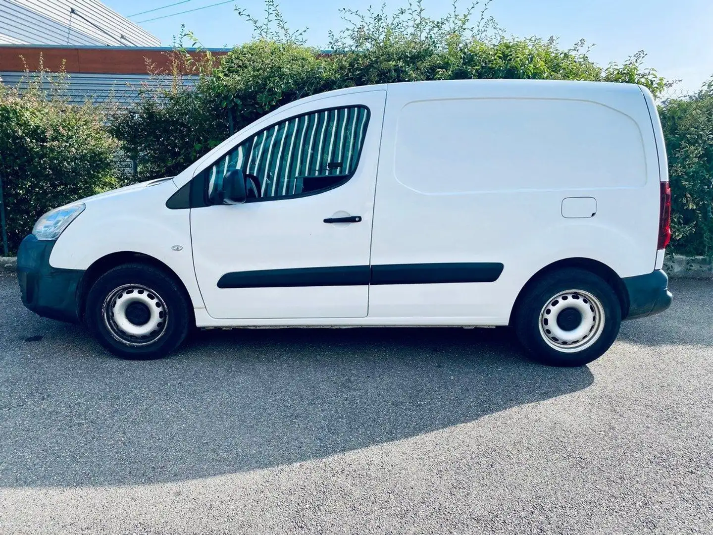 Citroen Berlingo FG Phase 2 1,6 L Hdi Weiß - 2