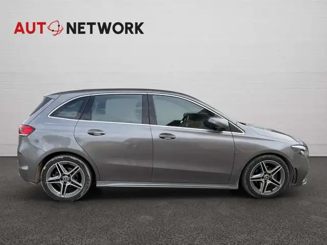 Mercedes-Benz B-Class view 8