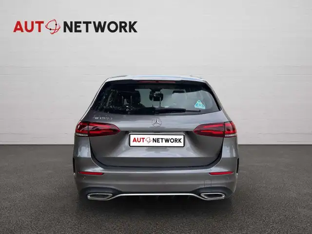 Mercedes-Benz B-Class view 6
