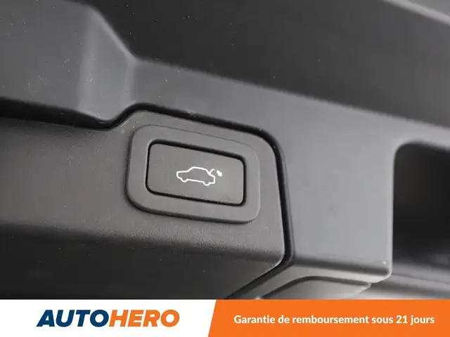Land Rover Range Rover Evoque view 19