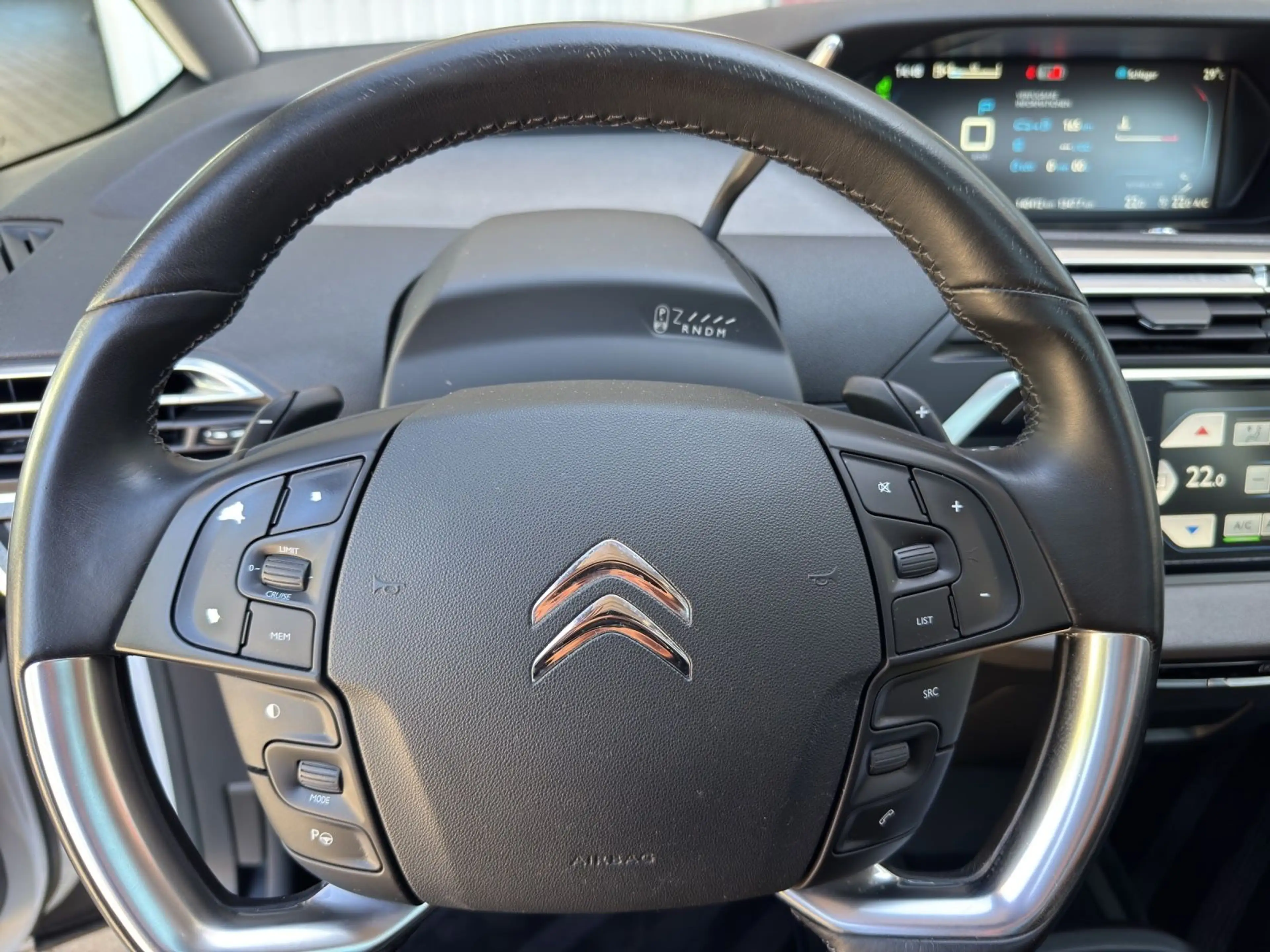 Citroen Grand C4 Picasso /Spacetourer Exclusive Panorama — photo 15