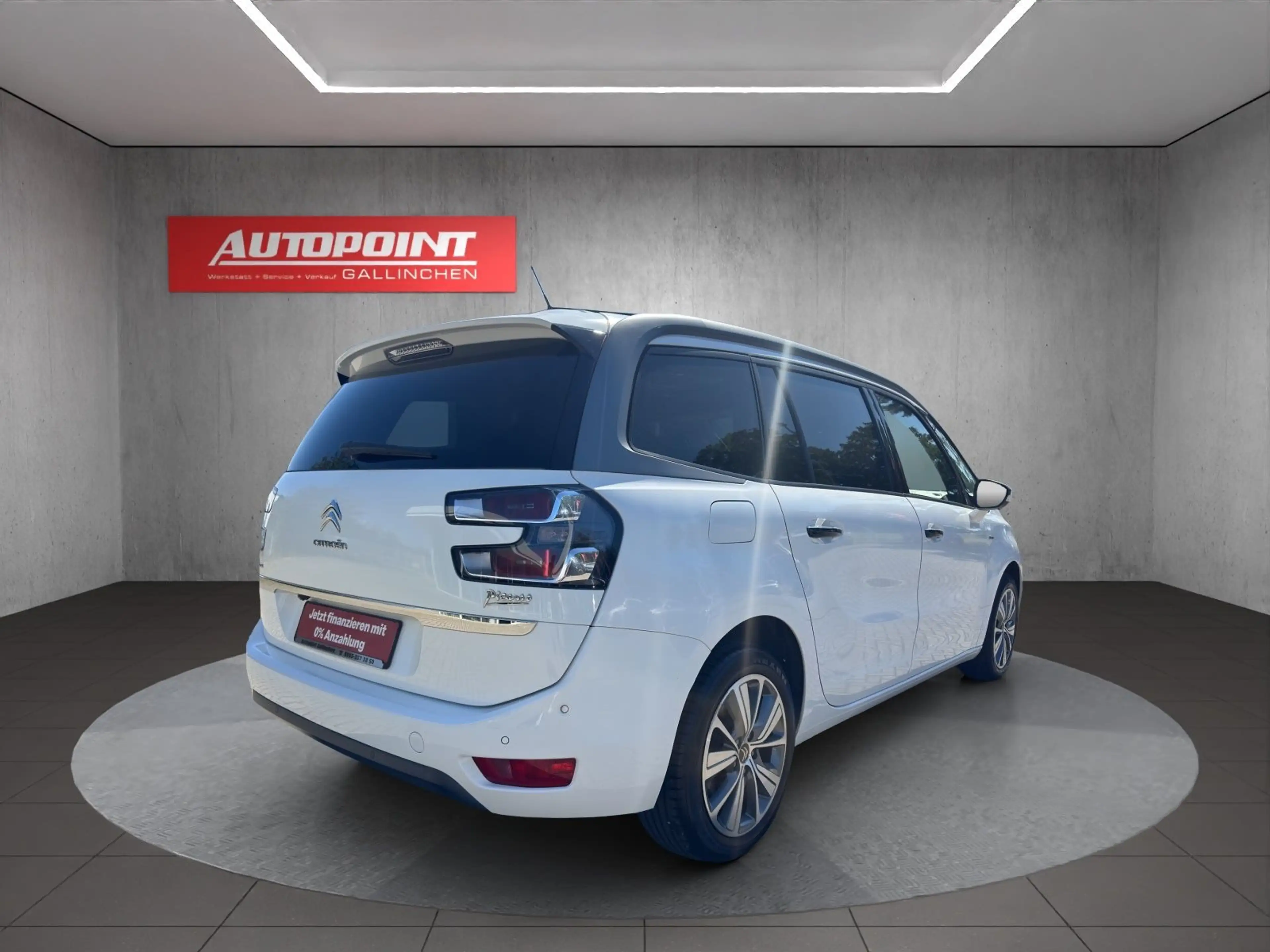 Citroen Grand C4 Picasso /Spacetourer Exclusive Panorama — photo 3