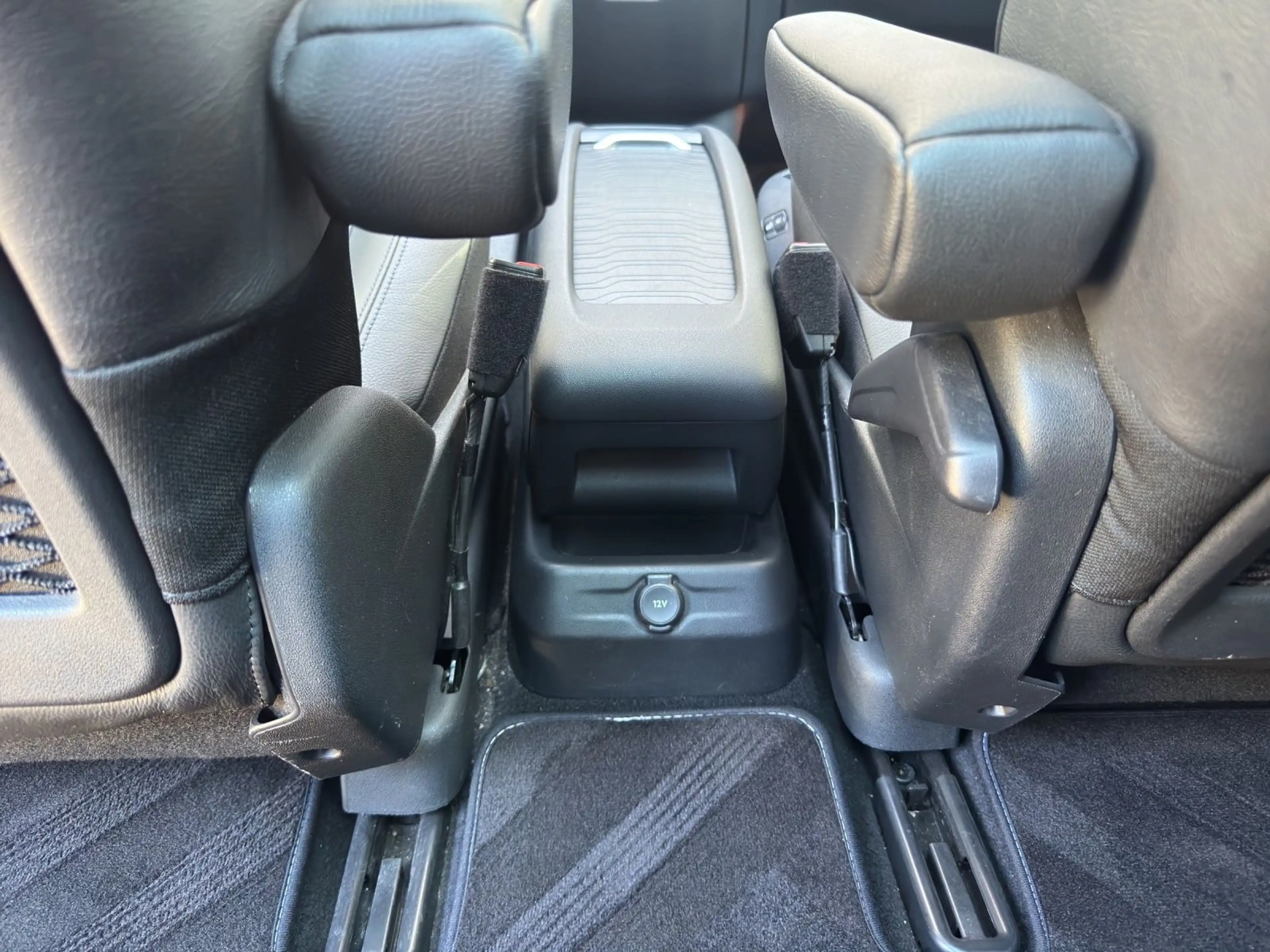 Citroen Grand C4 Picasso /Spacetourer Exclusive Panorama — photo 14