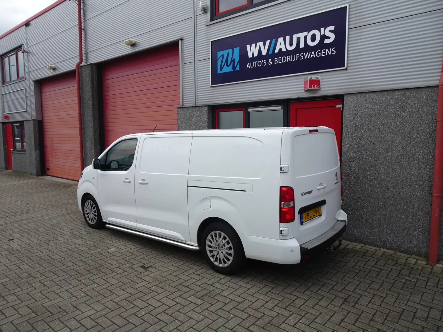 Peugeot Expert 2.0 BlueHDI 120 Long Premium inrichting 2 x schuif Wit - 2