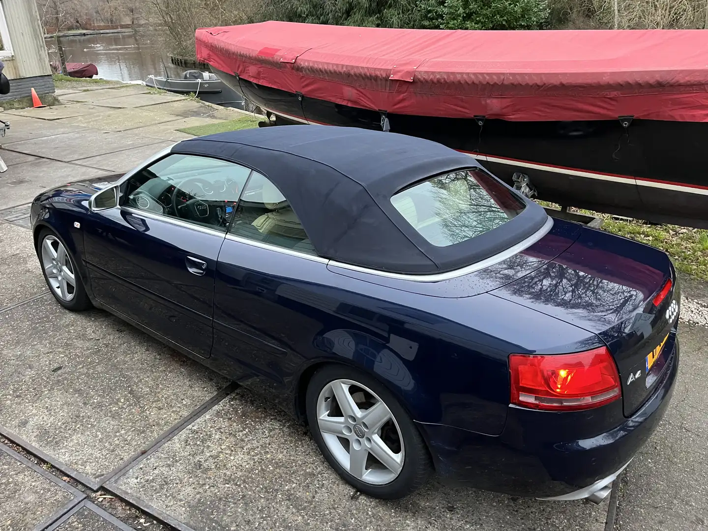 Audi A4 3.2 FSI Quttro Pro Line met gereviseerde motor Blauw - 2