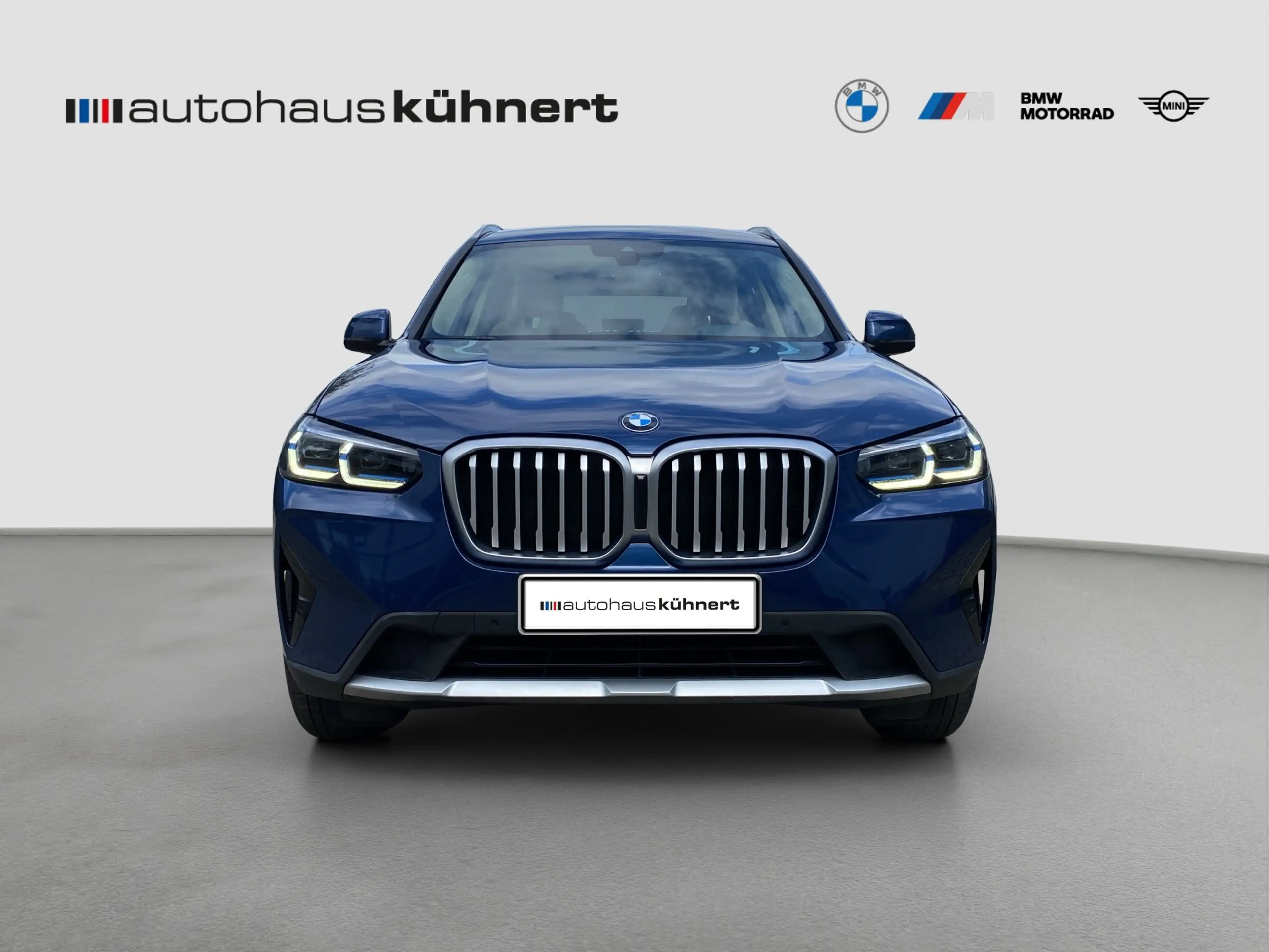 BMW X3 xDrive 20d Laser SpurAss Navi ParkAss RFK AUT — photo 3
