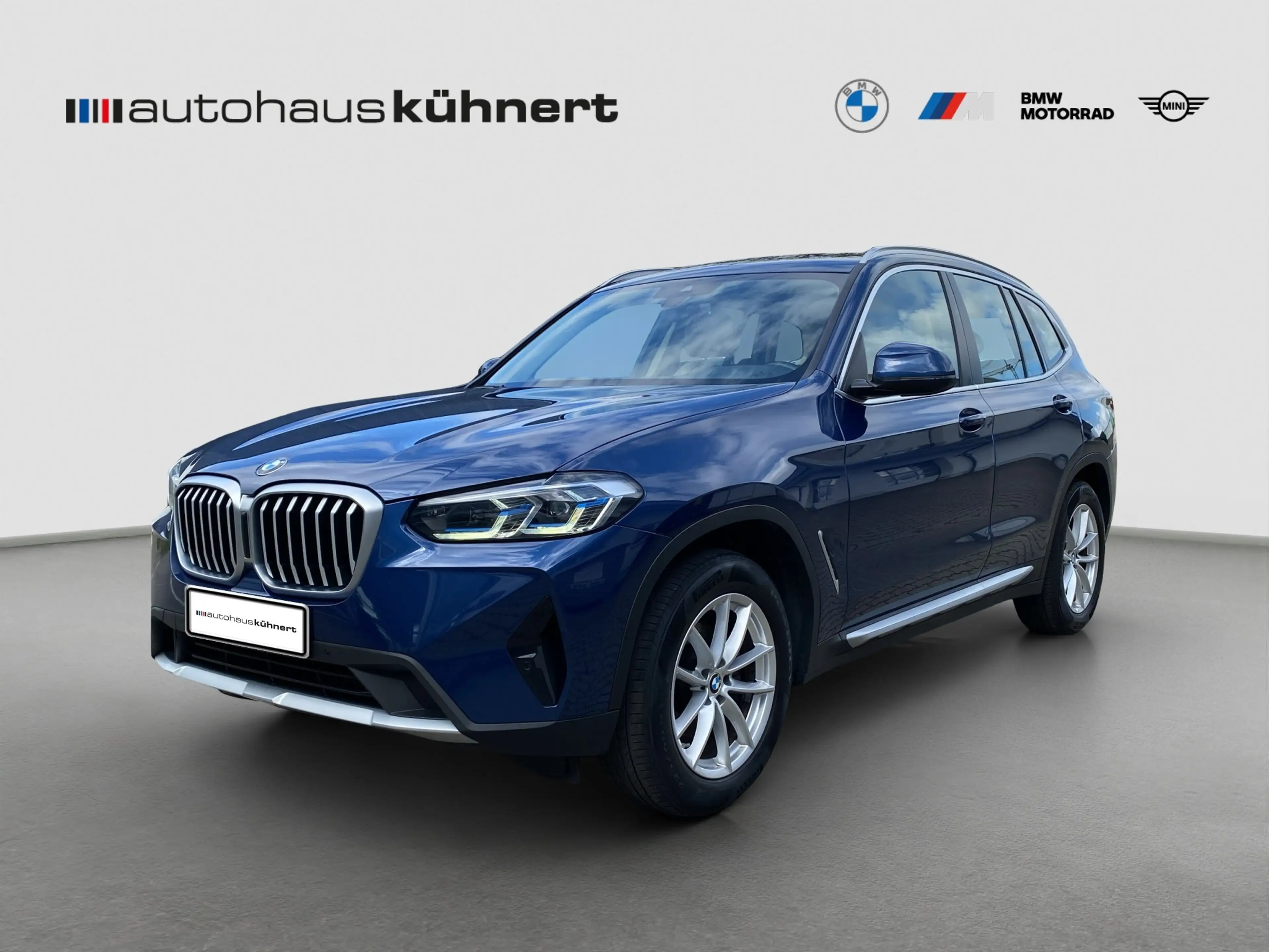 BMW X3 xDrive 20d Laser SpurAss Navi ParkAss RFK AUT — photo 2