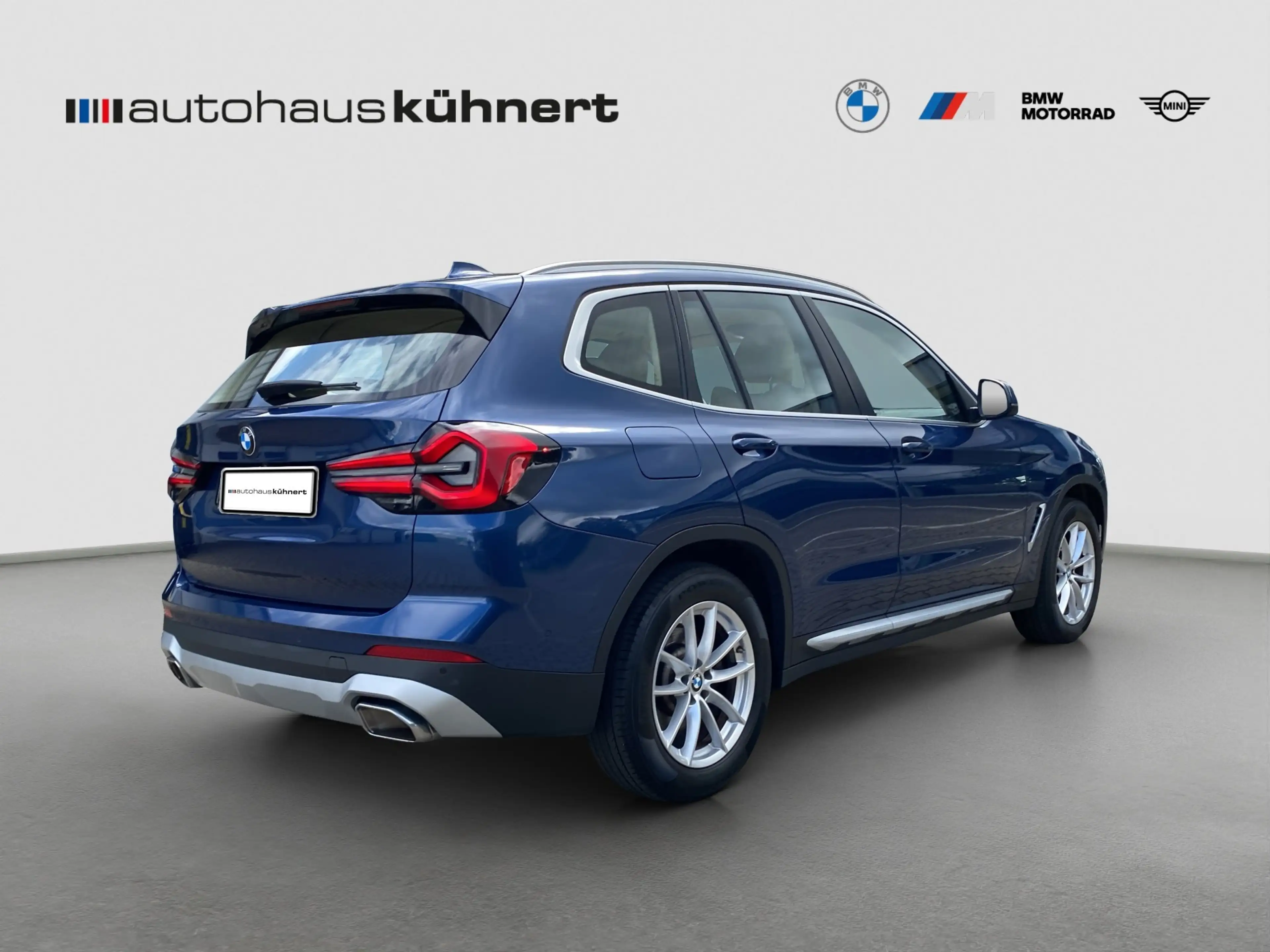 BMW X3 xDrive 20d Laser SpurAss Navi ParkAss RFK AUT — photo 7