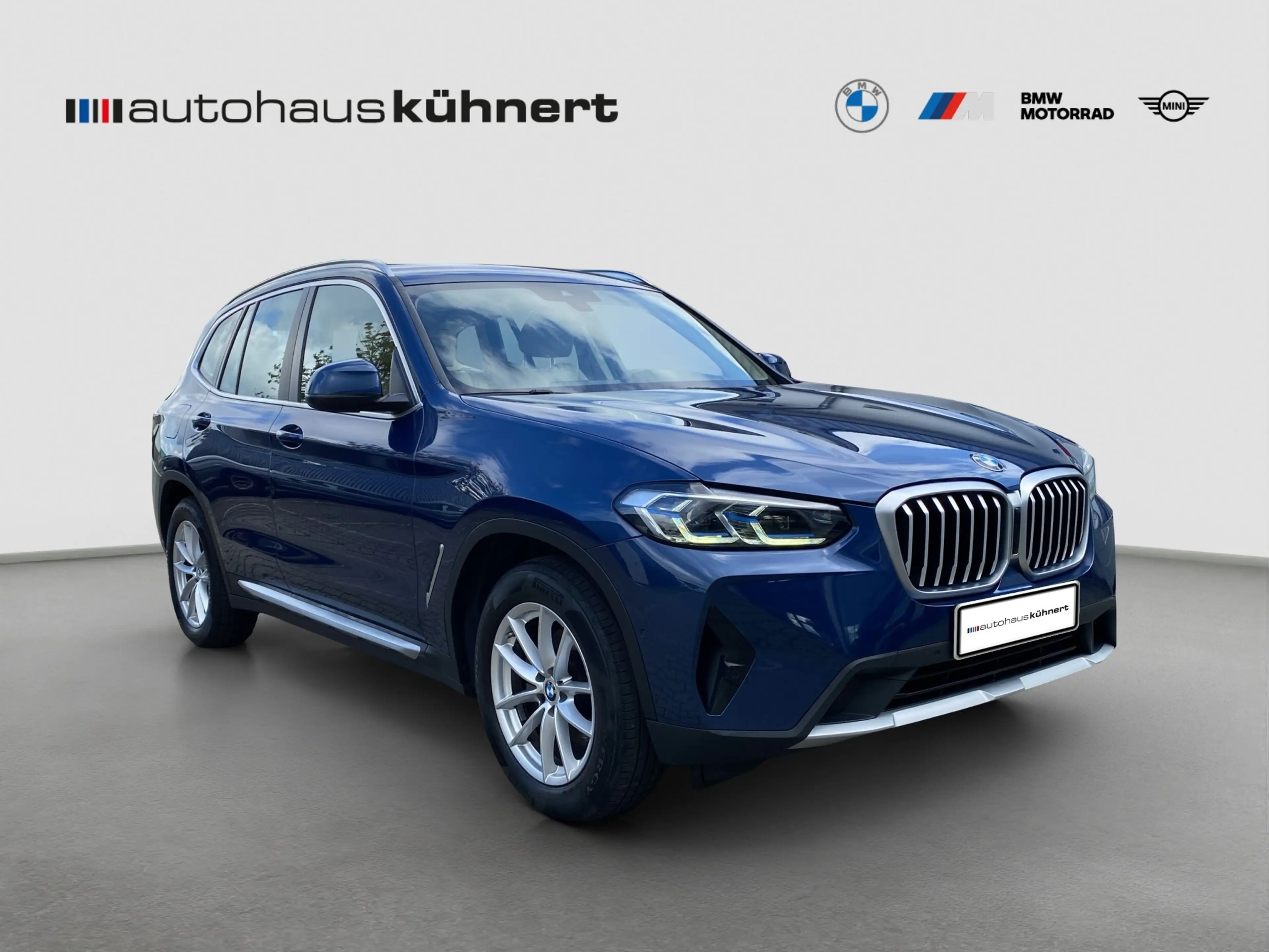 BMW X3 xDrive 20d Laser SpurAss Navi ParkAss RFK AUT — photo 9