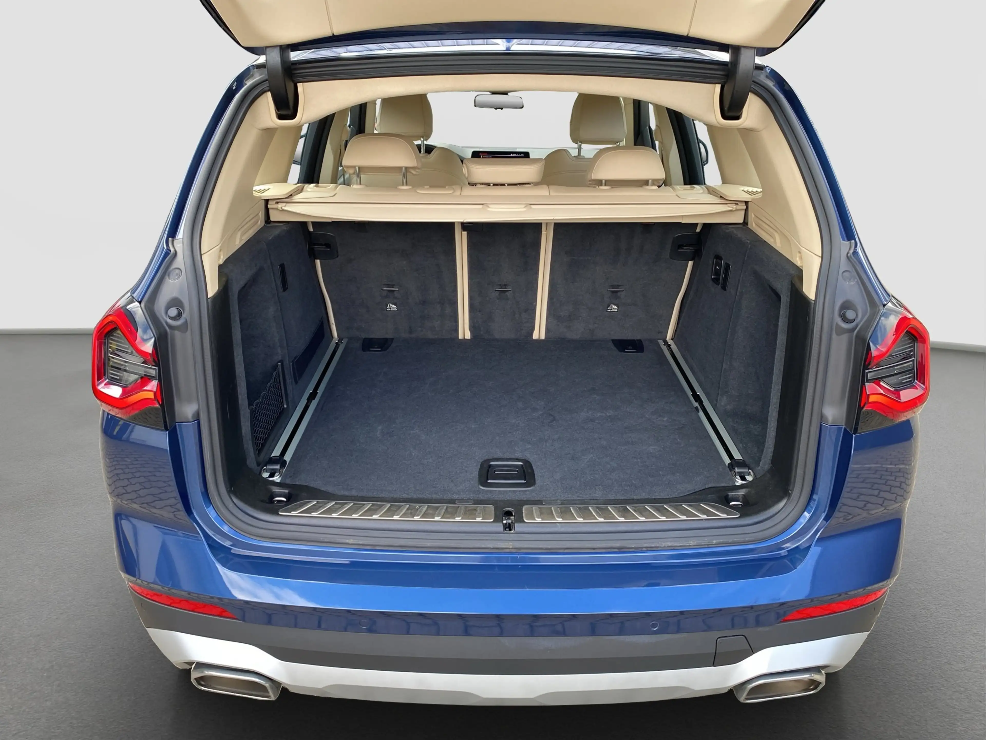 BMW X3 xDrive 20d Laser SpurAss Navi ParkAss RFK AUT — photo 10