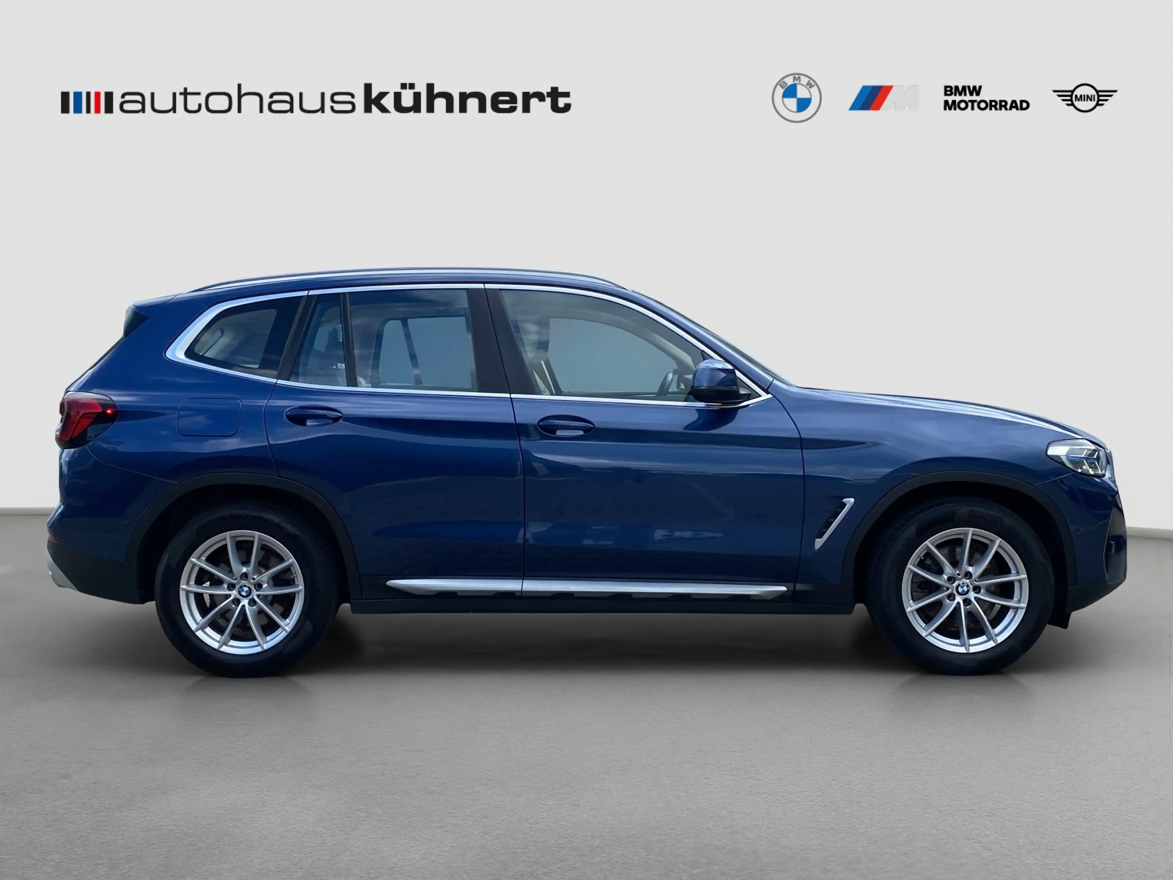 BMW X3 xDrive 20d Laser SpurAss Navi ParkAss RFK AUT — photo 8